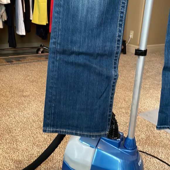 Miss Me Jeans - Picture 2 of 12